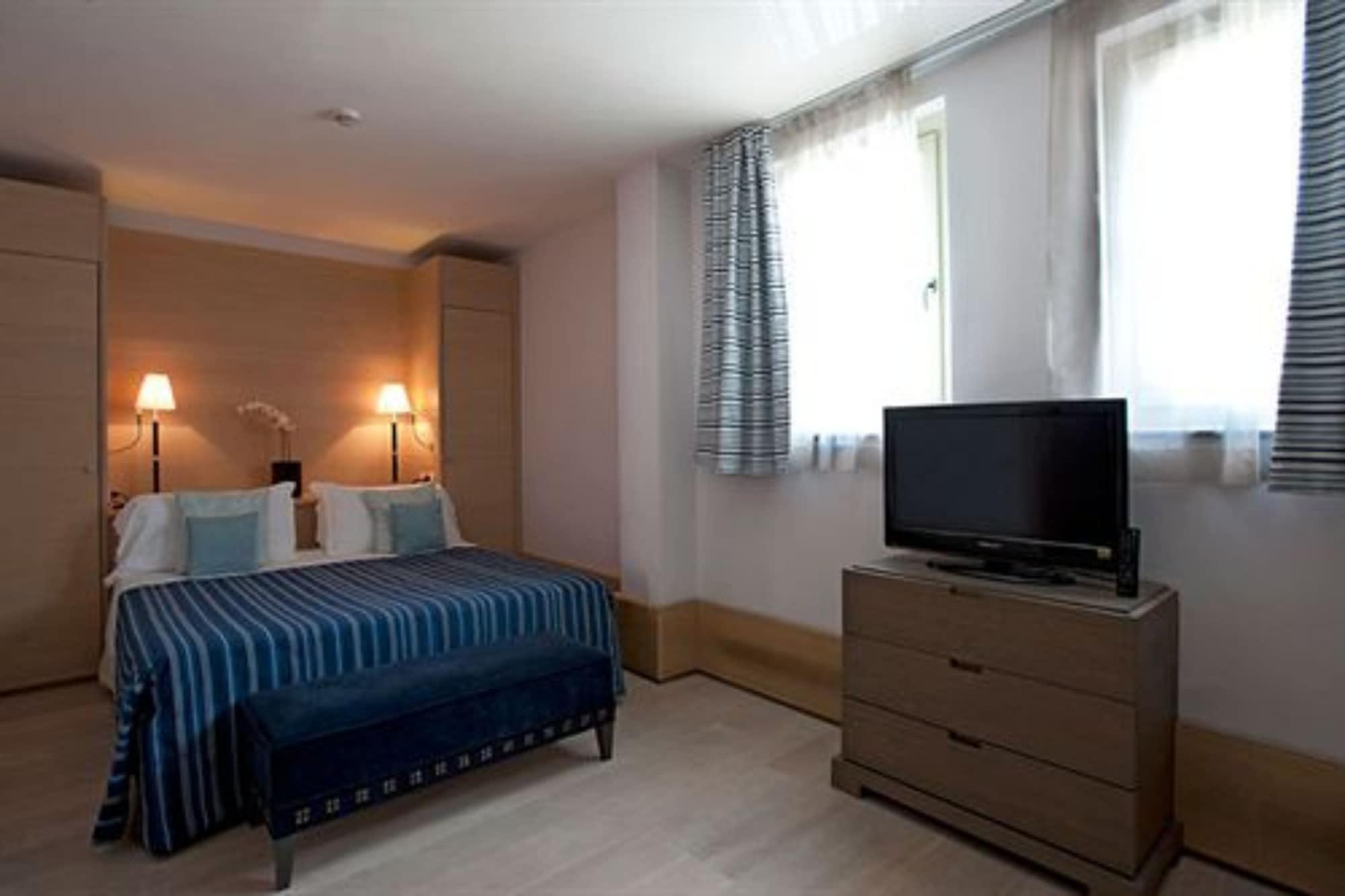 Grand & - The Leading Of The World Hotel 5*